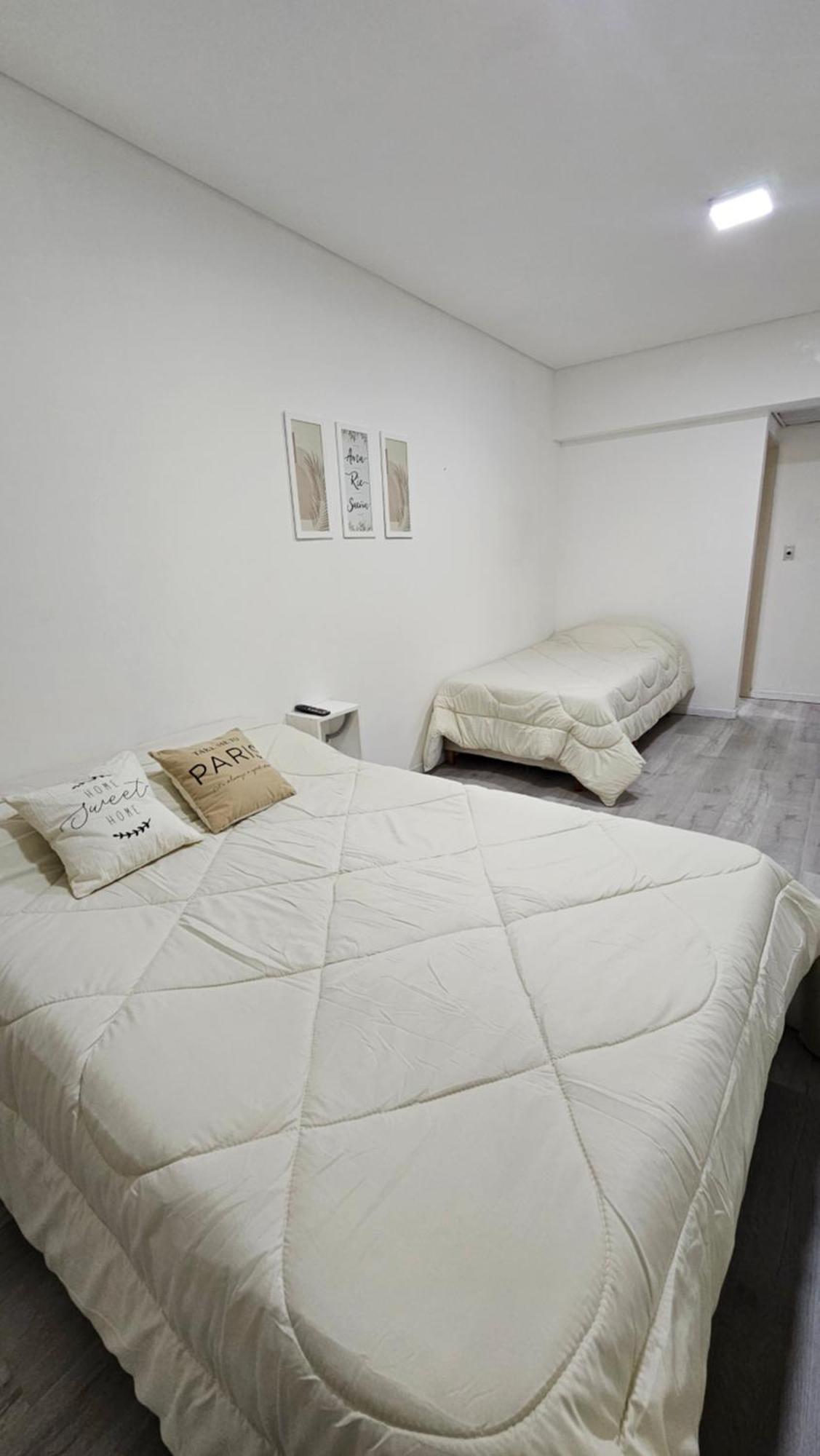 דירות בואנוס איירס Departamento En Microcentro A Pasos Del Obelisco מראה חיצוני תמונה